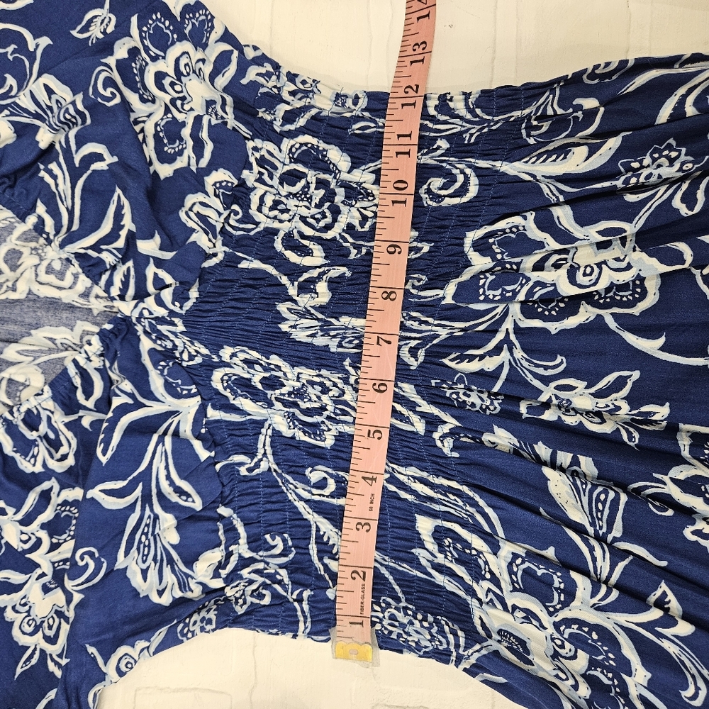 Bell Sleeve Hibiscus Print Dress - Picture 9 of 10